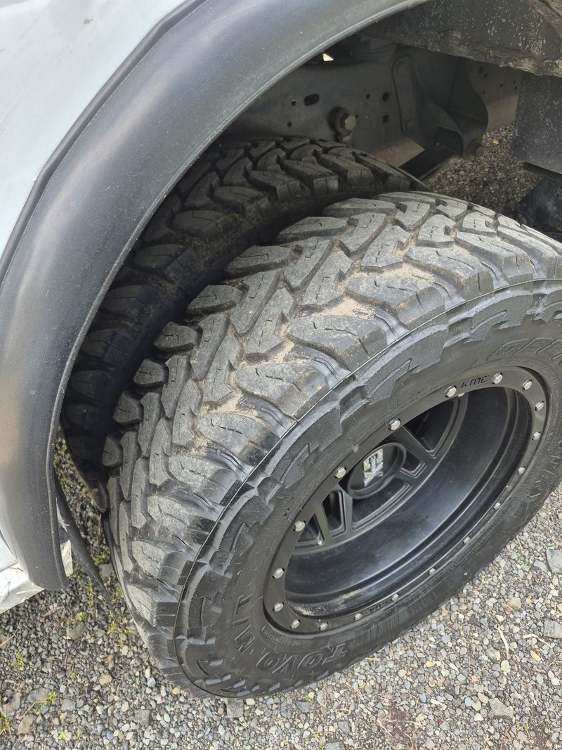 Picture 4/29 of a 2010 f350 4x4 turbo diesel custom for sale in Olympia, Washington