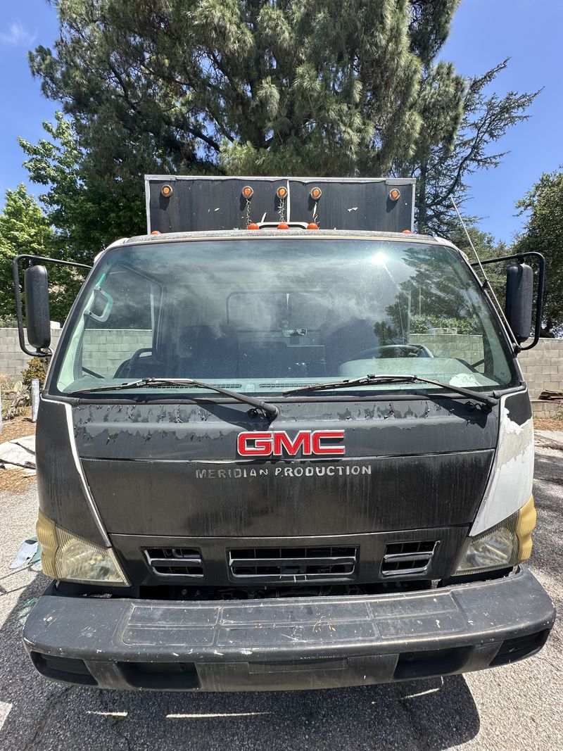 Picture 2/8 of a 2006 GMC W4500 Diesel – ONLY 61k Miles – 7.5kW Generator for sale in Pasadena, California