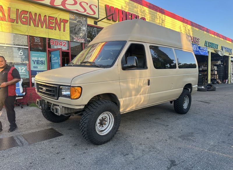 Picture 2/5 of a 2003 Econoline E250  for sale in Los Angeles, California