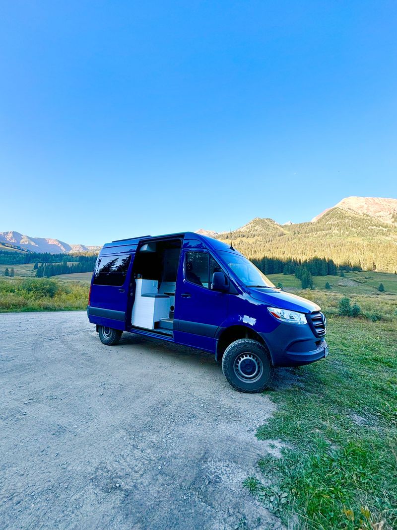 Picture 2/13 of a Sprinter 4×4 | Radiant Heated Floors | 7yr/140,000m Warranty for sale in Denver, Colorado