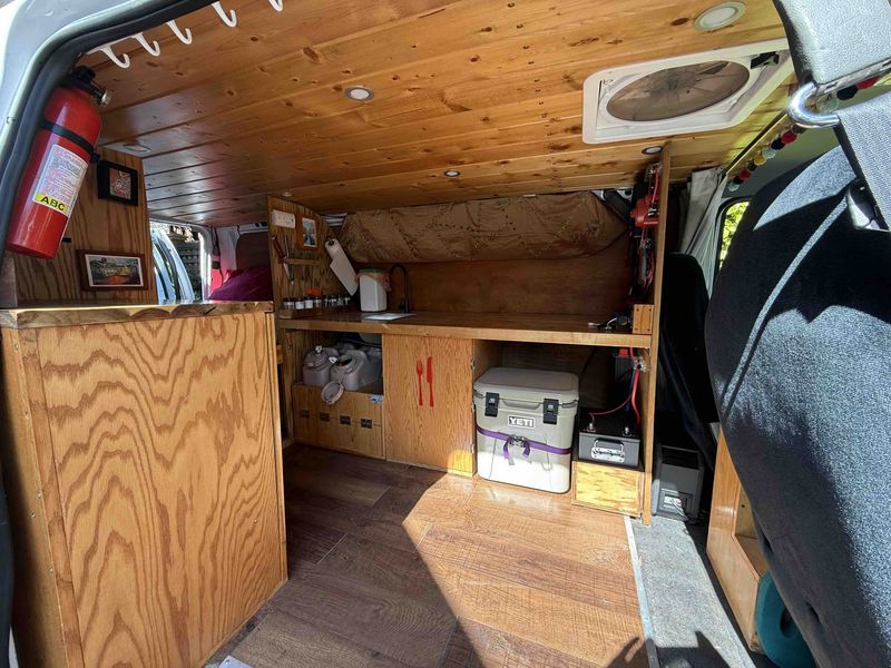 Picture 5/22 of a 1995 Ford Econoline E-350 Heavy Duty for sale in San Carlos, California