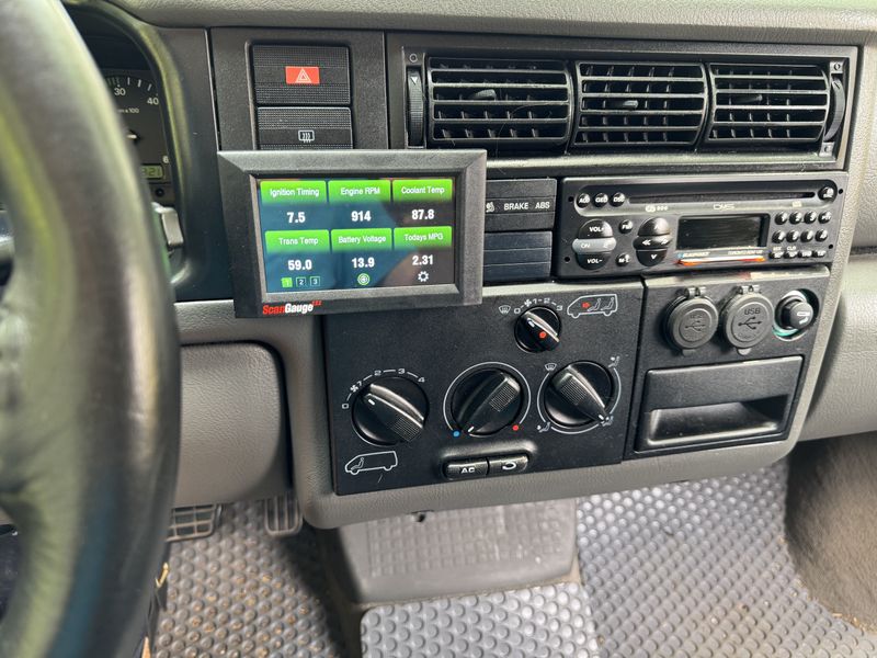 Picture 3/24 of a 1997 Volkswagen Eurovan Camper - open to offers for sale in Wausau, Wisconsin