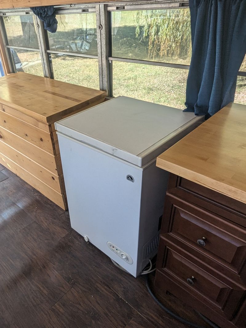 Picture 3/20 of a 92 bluebird conversion onboard wvo system and centerfuge  for sale in Kuttawa, Kentucky