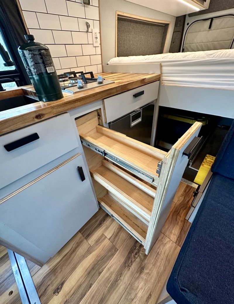 Picture 5/10 of a 2015 Ram Promaster 3.0L EcoDiesel for sale in Seattle, Washington