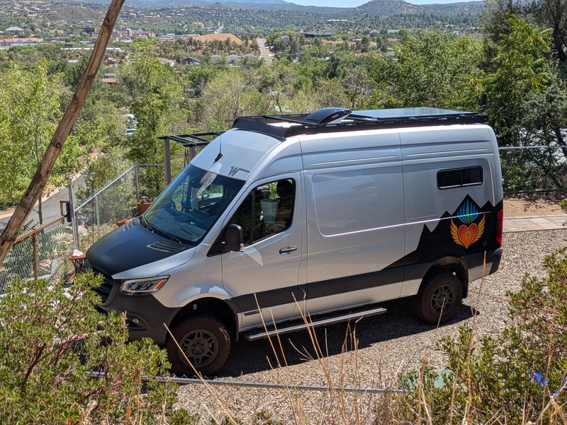 Picture 4/26 of a 2025 Modified Winnebago Adventure Wagon for sale in Prescott, Arizona