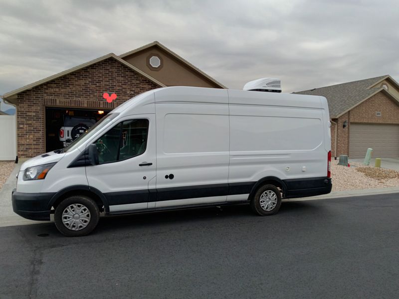 Picture 2/17 of a Comfy practical travel van for sale in Ogden, Utah