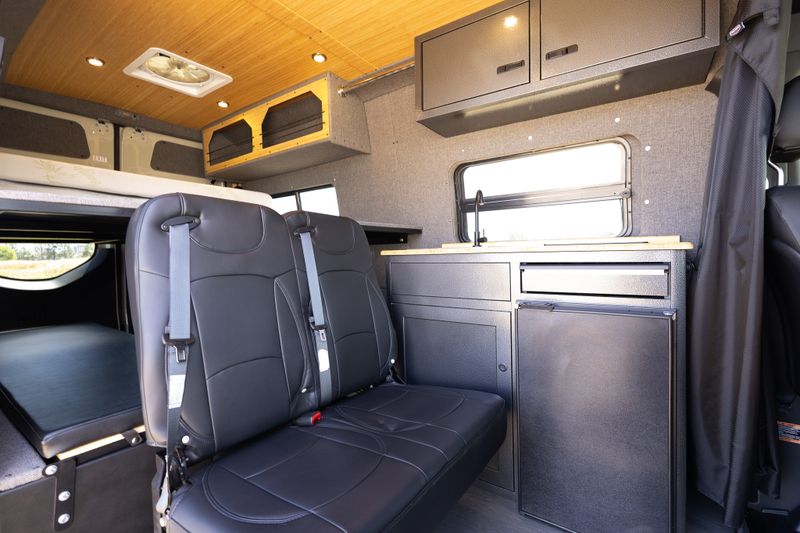 Picture 2/21 of a 2022 Vanworks Switchback 4D 4x4 for sale in Huntington Beach, California