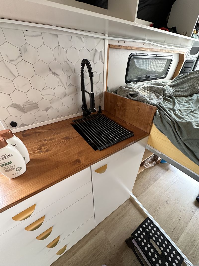 Picture 3/8 of a 2016 Ram Promaster 159 ext for sale in Seattle, Washington