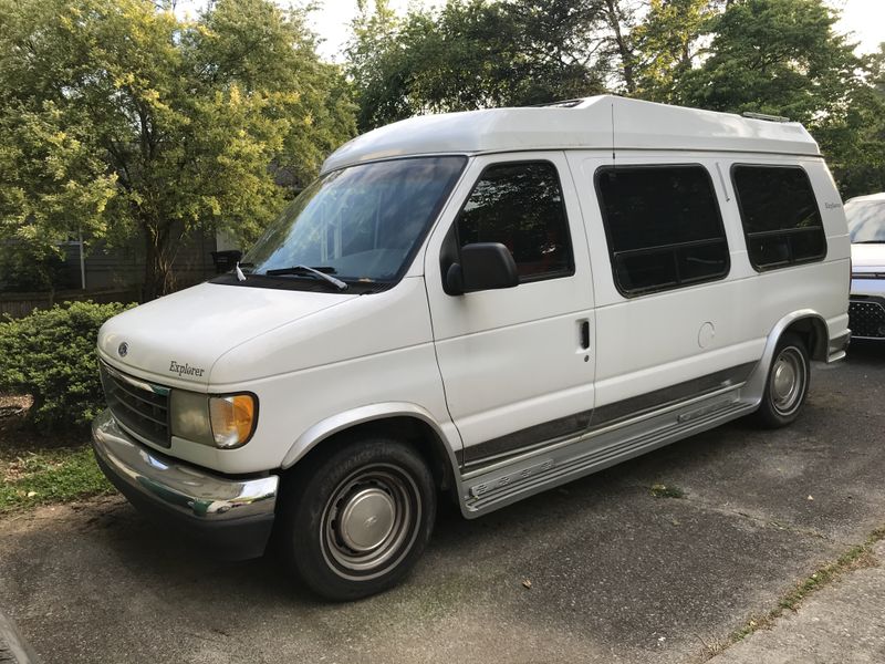 Picture 2/16 of a 1996 Explorer Econoline Conversion Van (E-150) for sale in Knoxville, Tennessee