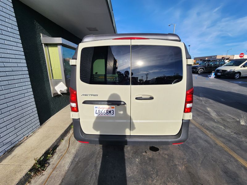 Picture 5/20 of a Mercedes-Benz 2022 Diverge metris cargo for sale in Los Angeles, California