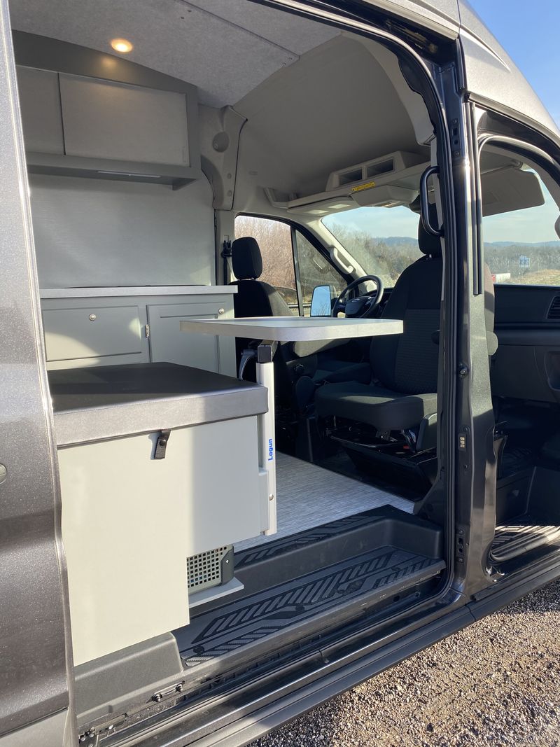 Picture 2/15 of a 2020 Ford Transit AWD 350 for sale in Villa Ridge, Missouri