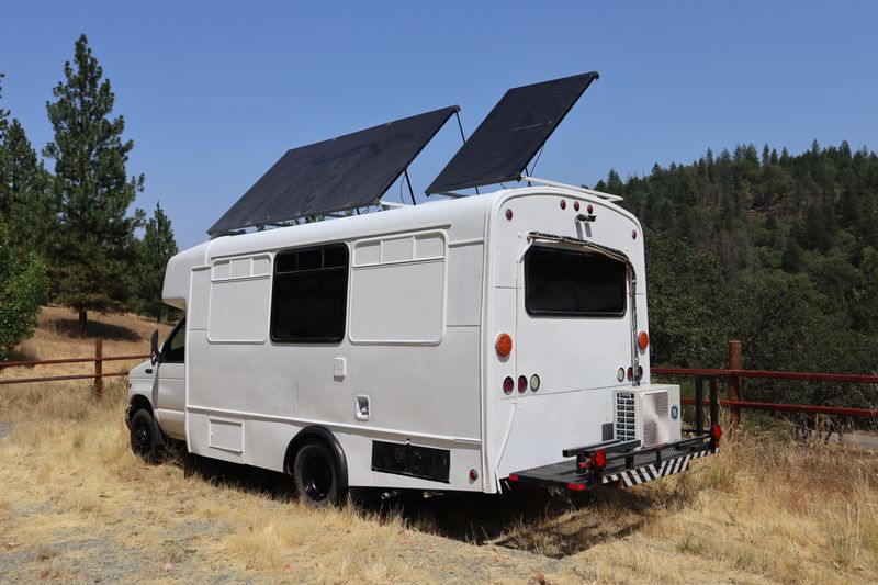 Picture 2/19 of a 2001 Ford E450 Off-grid Adventure Van for sale in Ashland, Oregon