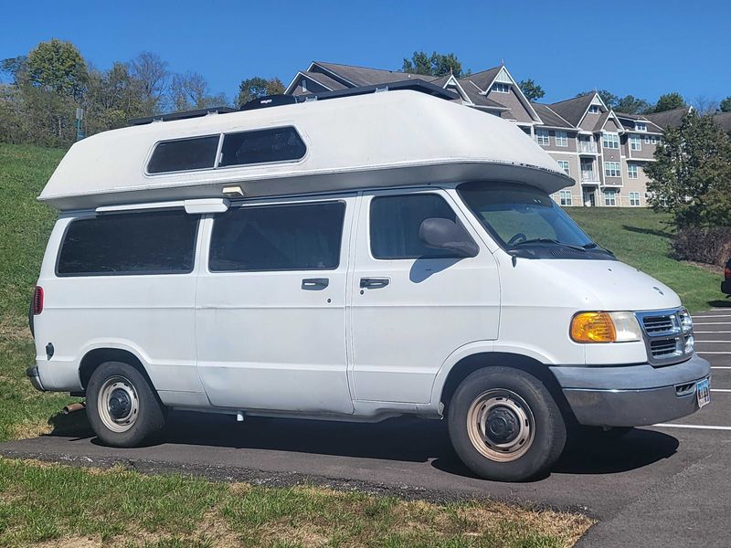 Picture 4/9 of a Dodge camper van for sale in Cincinnati, Ohio