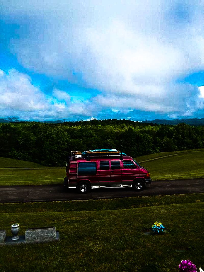 Picture 4/25 of a 2003 Dodge Ram Camper Van 1500 for sale in Tallahassee, Florida