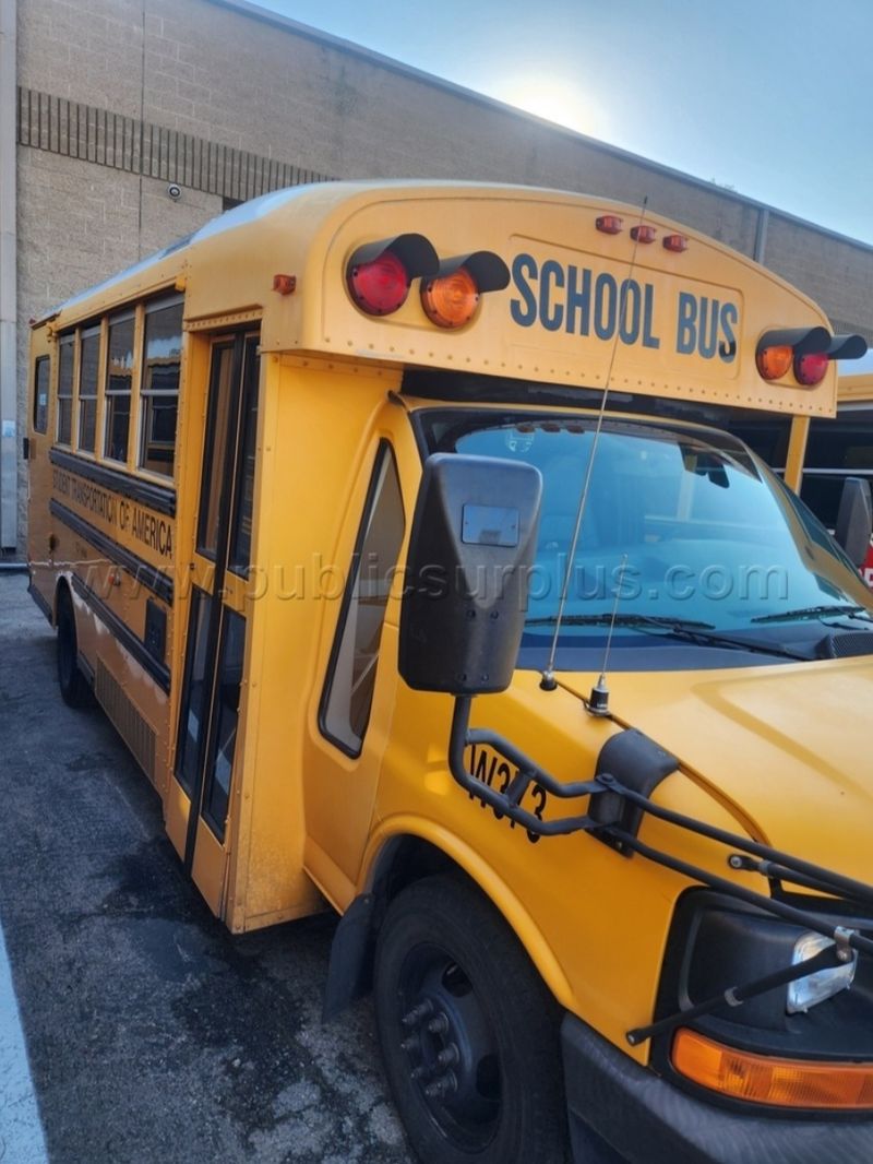 Picture 4/9 of a 2011 Chevrolet Thomas 3500 for sale in Marina Del Rey, California