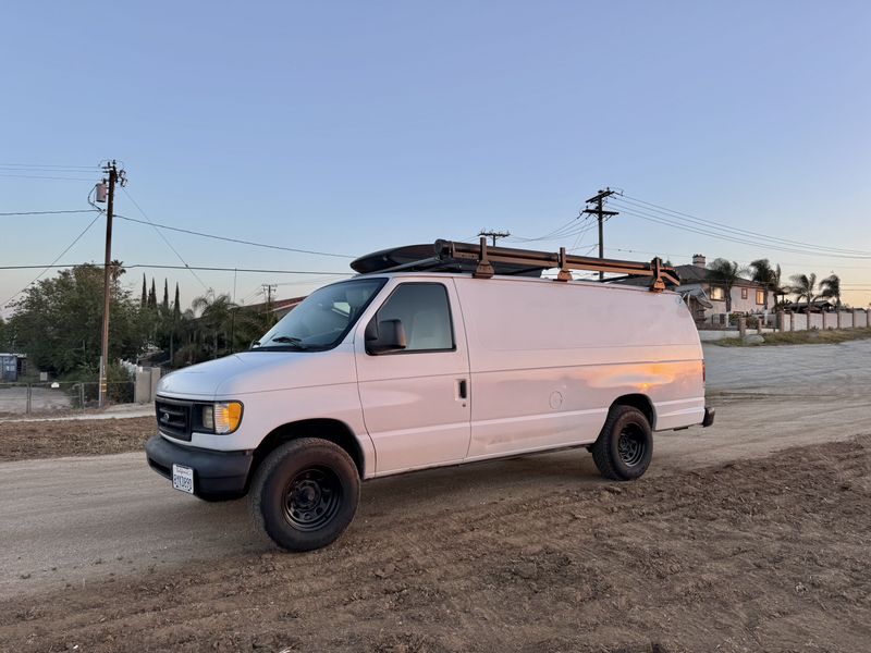 Picture 3/14 of a Camper Van for sale in Riverside, California