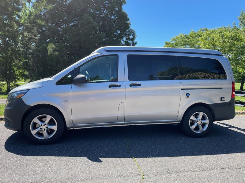 Picture 5/33 of a 2018 Mercedes Metris camper van for sale in Portland, Oregon