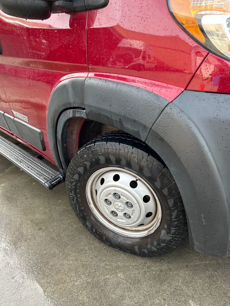 Picture 3/28 of a 2023 Winnebago Solis 59PX for sale in Union City, California