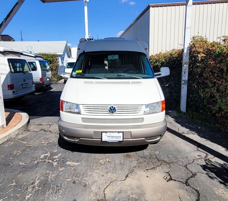 Picture 2/23 of a 2001 Winnebago Rialta FDT #968 for sale in Yucaipa, California