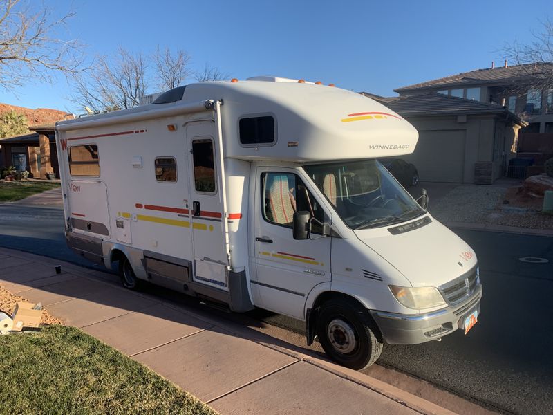 Picture 3/11 of a Winnebago View for sale in Saint George, Utah