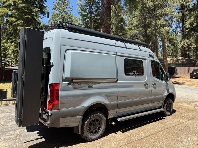 Picture 3/21 of a 2022 Winnebago Revel 44E 4x4 Mercedes sprinter for sale in South Lake Tahoe, California