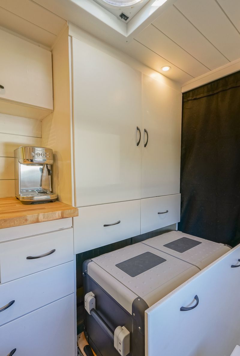 Picture 4/43 of a Dodge Sprinter Camper Van  for sale in San Diego, California