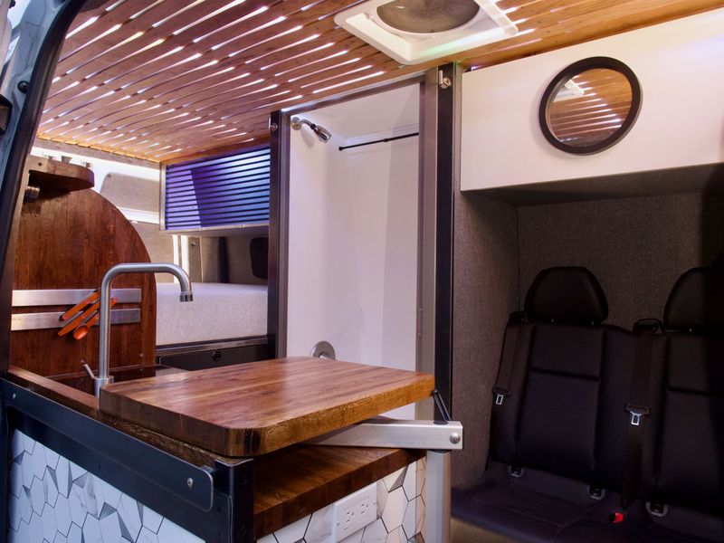 Picture 5/17 of a 2014 Mercedes Sprinter 144 Luxury MTB Camper for sale in Reno, Nevada