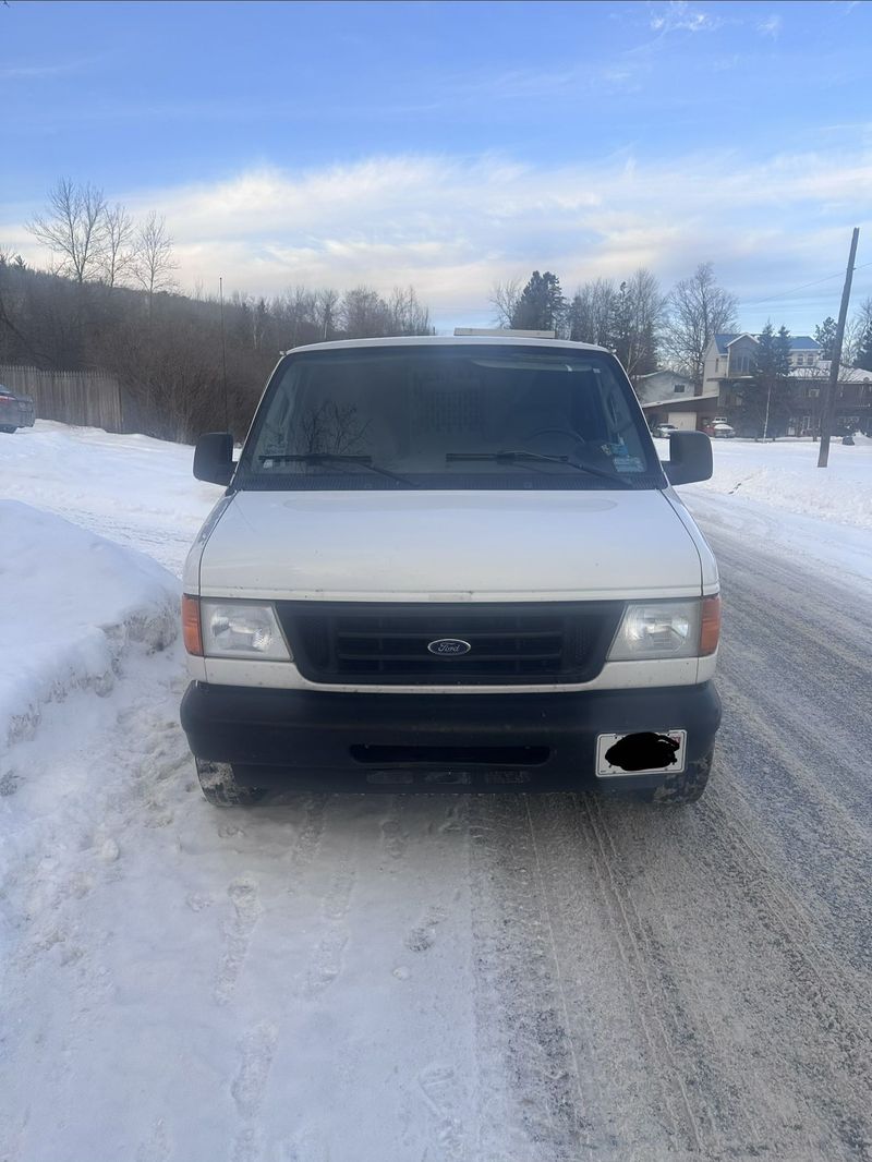 Picture 2/12 of a 2006 Ford E150 for sale in Duluth, Minnesota