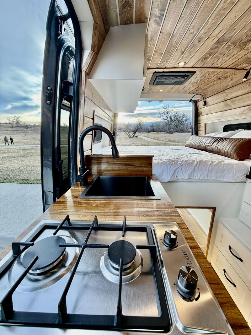 Picture 4/20 of a THE Ultimate 2025 BRAND New 144 AWD All Season Sprinter for sale in Denver, Colorado