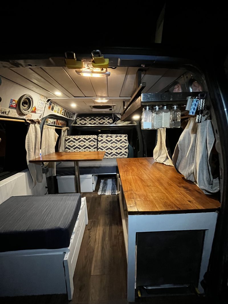 Picture 3/18 of a Blue 2013 Ford Transit Connect for sale in Seattle, Washington