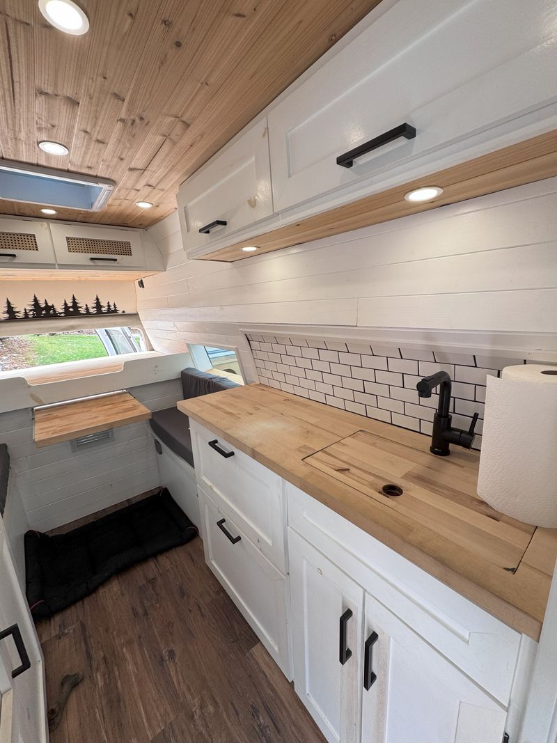 Picture 5/10 of a 2003 Ford E350 with 130K miles for sale in Milford, New Hampshire