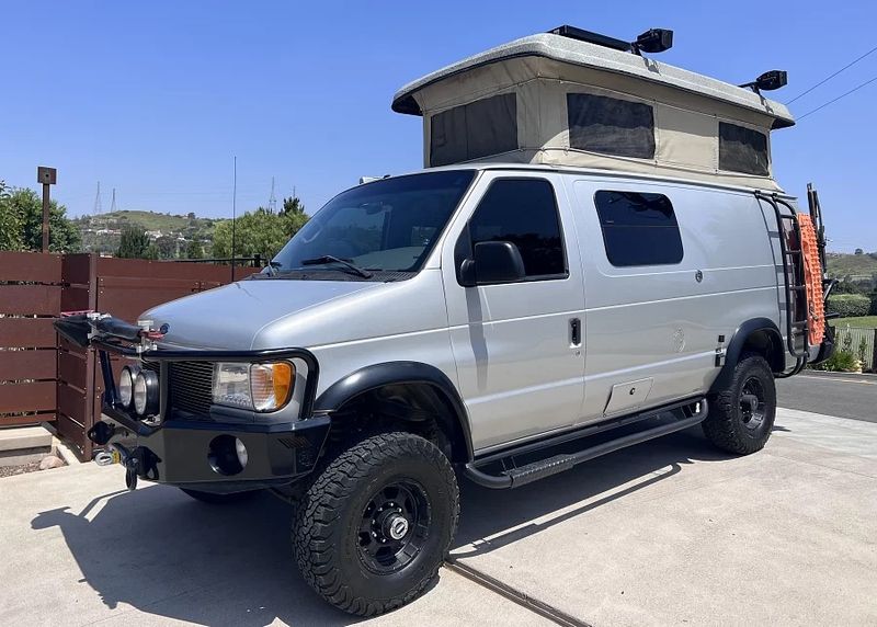 Picture 3/25 of a 2002 Sportsmobile Ford EB50 Quigley 4x4 for sale in Costa Mesa, California