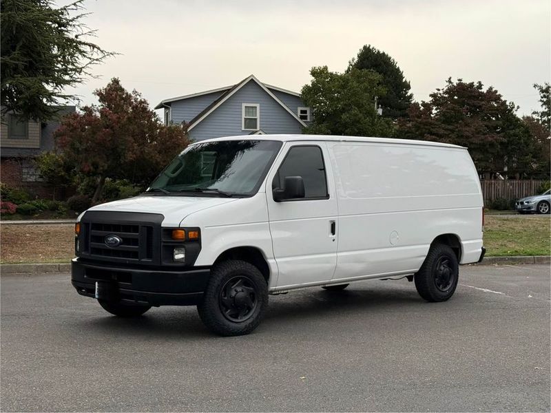 Picture 5/20 of a 2010 Ford E150 Campervan for sale in La Quinta, California