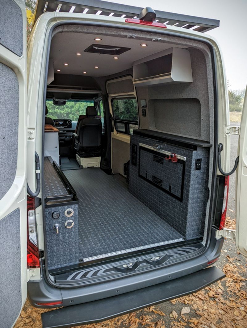 Picture 6/9 of a 2022 Mercedes Sprinter 4×4:  TSR 144 for sale in Bellingham, Washington