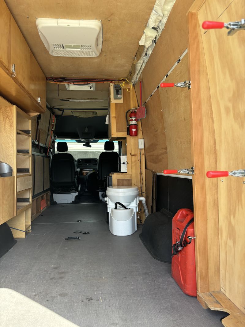 Picture 4/37 of a Low miles 2019 Mercedes Sprinter 2500 Turbo Diesel 3.0 V6   for sale in Monrovia, California