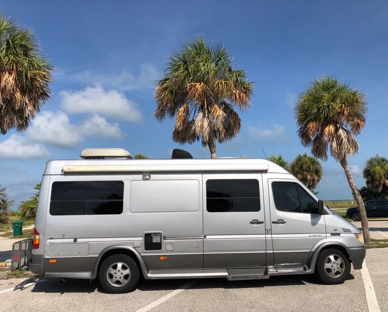 Picture 1/30 of a 2006 Mercedes-Benz Sprinter 2500 for sale in Tampa, Florida