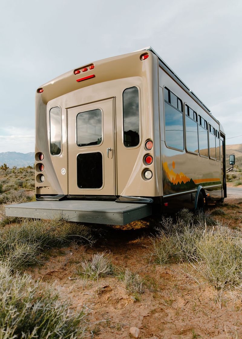 Picture 4/28 of a Fully Custom Shuttle Bus + Off the Grid! LOW MILES for sale in Las Vegas, Nevada