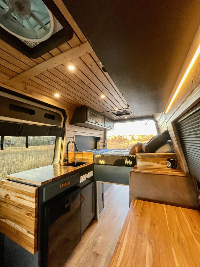 Picture 4/17 of a The Ultimate 2021 4x4 144 Sprinter All Season Campervan for sale in Denver, Colorado