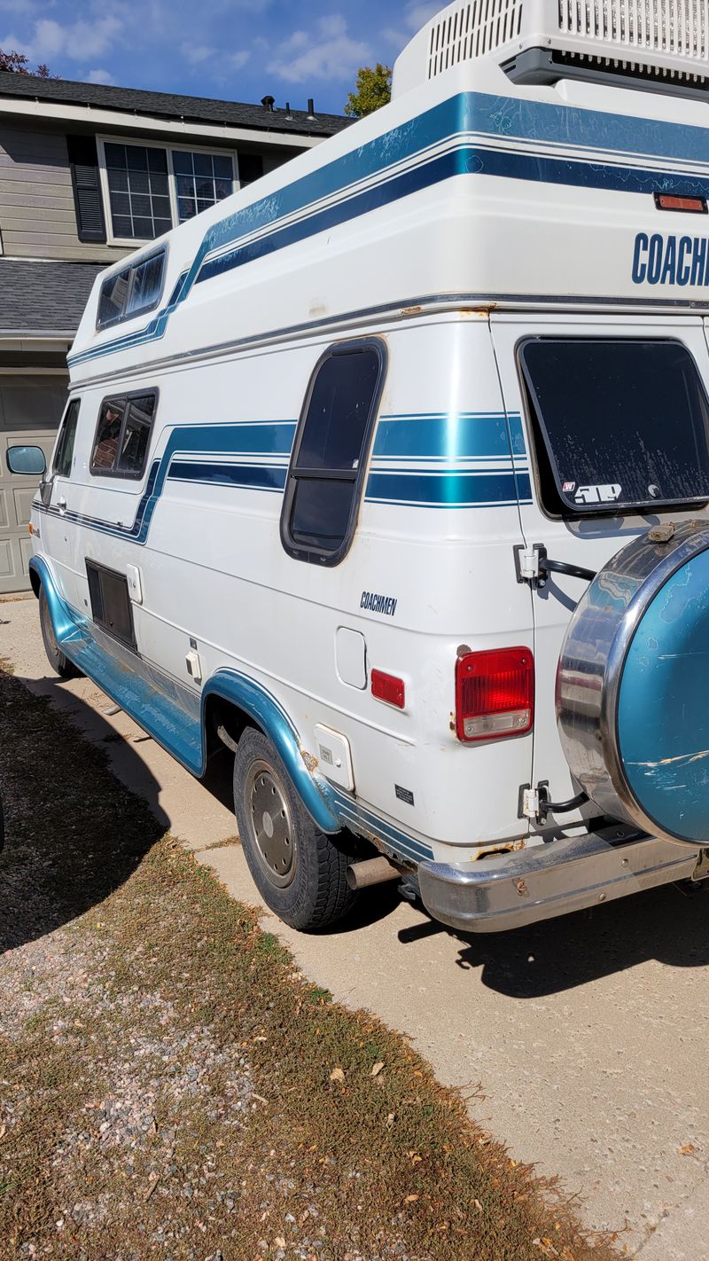 Picture 4/33 of a 1995 GMC/Coachmen Camper Van for sale in Littleton, Colorado
