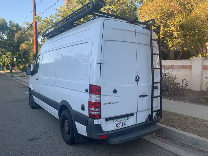 Picture 3/21 of a Off-grid Sprinter 144 for sale in Oakland, California