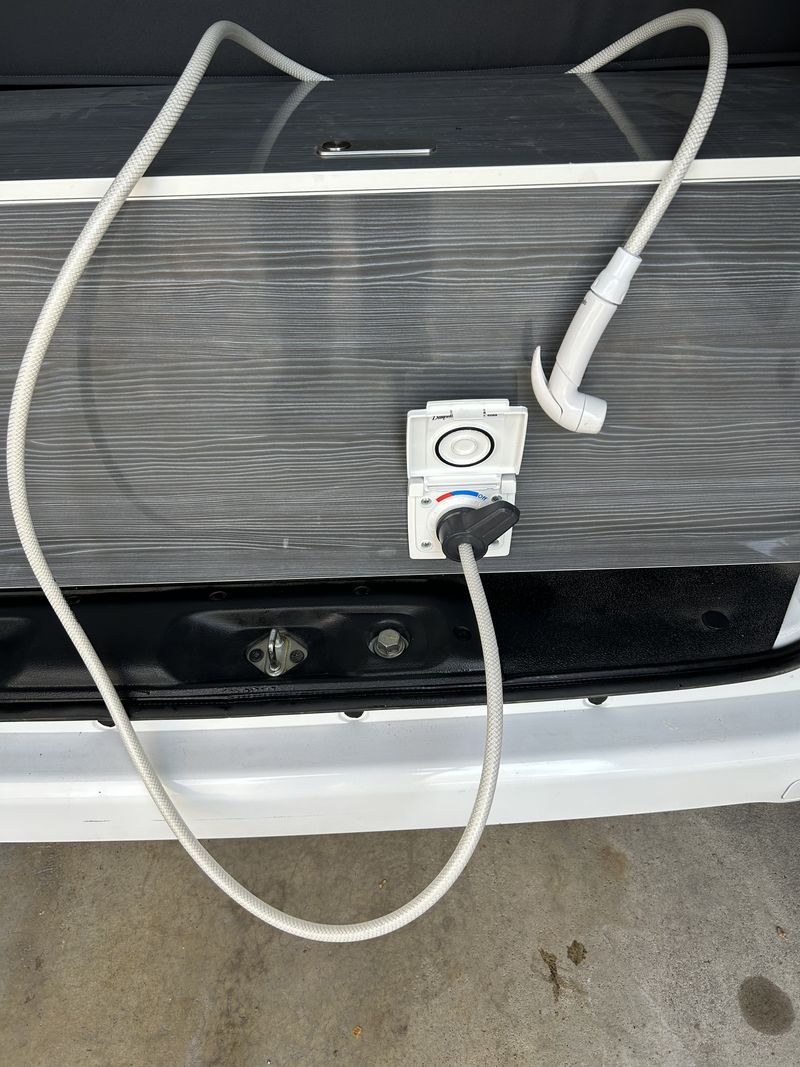 Picture 5/16 of a 2020 Recon Envy camper van for sale in Logan, Utah