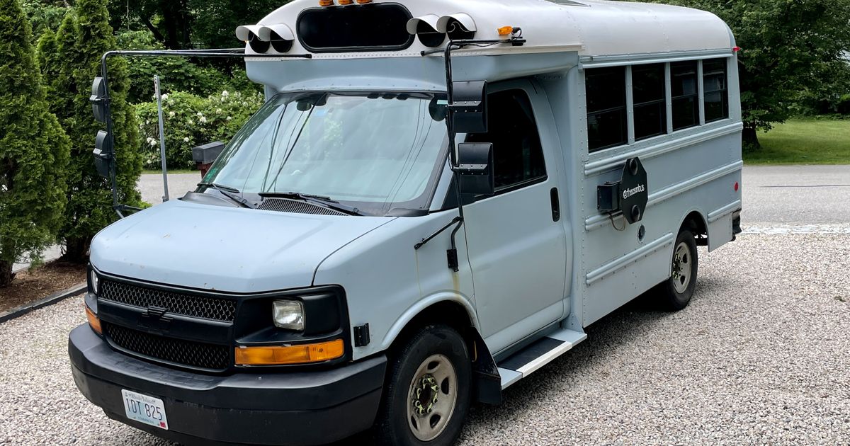 Skoolie For Sale 2006 Chevrolet converted Skoolie