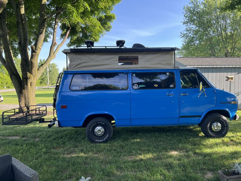 Picture 1/20 of a 1975 Pop Top Chevy Van 20 for sale in West Bloomfield, New York