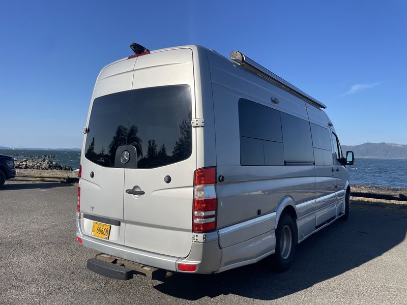 Picture 2/16 of a 2015 Roadtrek Adventurous CS XL for sale in Astoria, Oregon