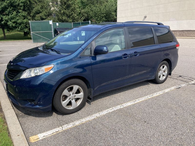 Picture 3/14 of a Toyota Sienna Campervan for sale in Providence, Rhode Island