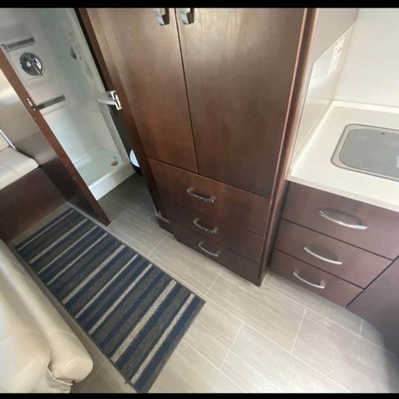 Picture 5/13 of a 2018 Leisure Travel Serenity S24CB for sale in North Las Vegas, Nevada