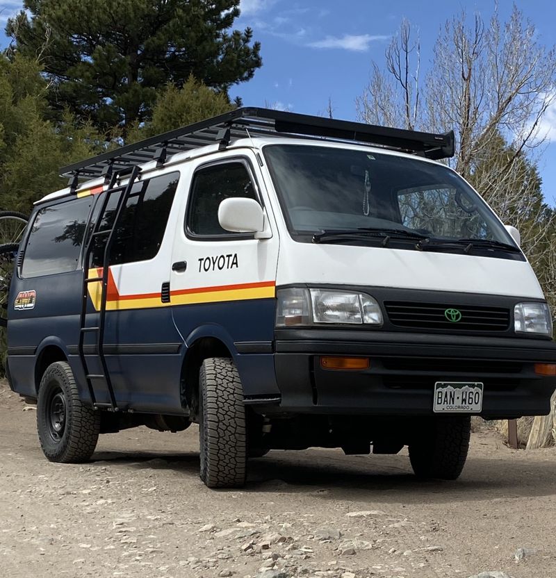 Picture 1/21 of a 1994 Toyota Hiace KZH106 4x4 Custom Camper for sale in Parker, Colorado