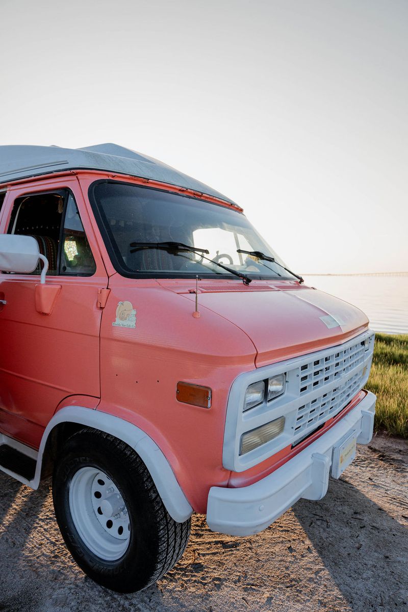 Picture 2/43 of a 🌻FLValifeCo. 1995 Chevy Hightop Van-Pinky 💕 for sale in Saint Petersburg, Florida