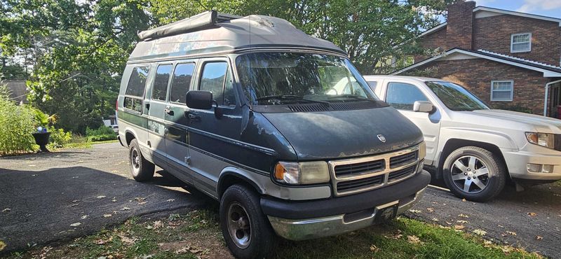 Picture 4/19 of a 1996 Dodge Van 2500 for sale in Johnson City, Tennessee