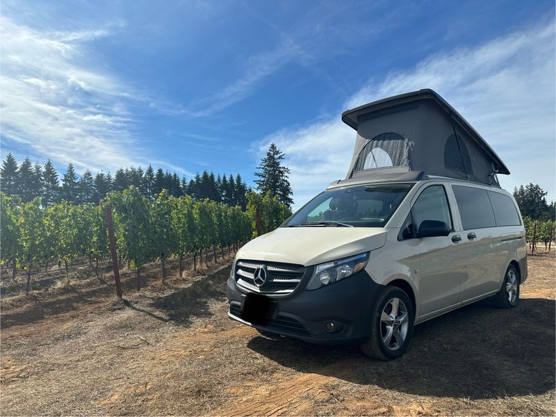 Picture 1/18 of a 2021 Mercedes Metris Getaway Camper for sale in Portland, Oregon
